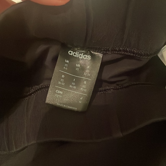 Two piece adidas set - Picture 3 of 3
